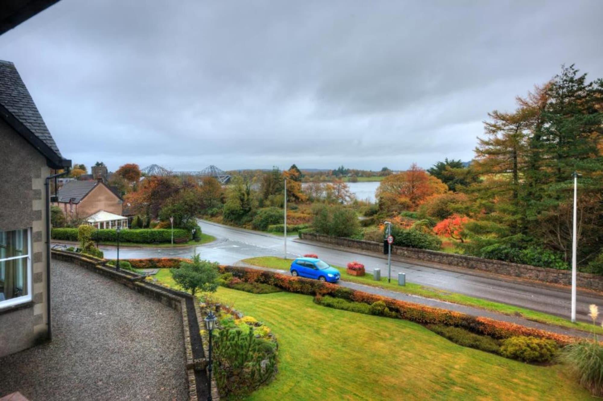 Falls Of Lora 3* Connel